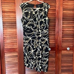 Soft jersey jewelry print dress